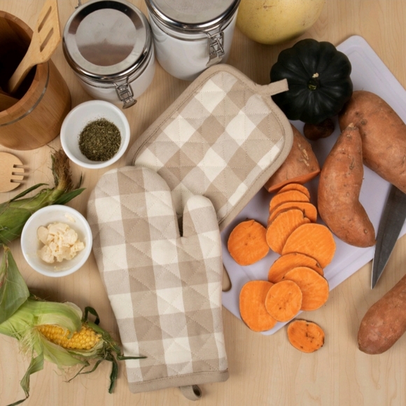 Buffalo Check 2-pc Kitchen Oven Mitt & Pot Holder - Picture 1 of 4